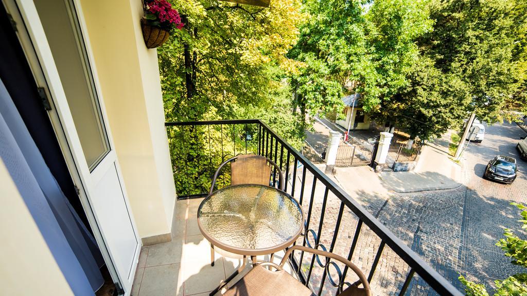 Foxy Lviv Apartment Екстериор снимка